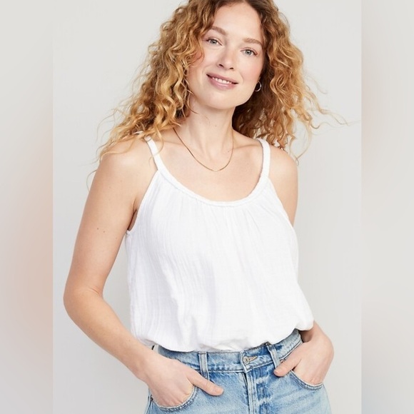 Old Navy Tops - Old Navy NWT Size XS White 100% Cotton Coquette Braided Strap Crop Top